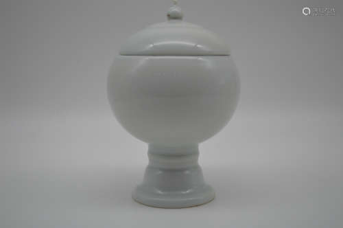 Chinese Ming Dynasty Yongle Period White Glaze Carved Porcelain Vessel