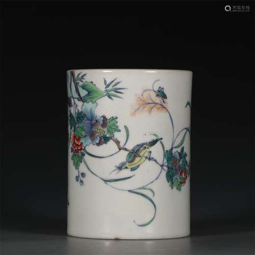 A Chinese Dou-Cai Glazed Porcelain Brush Pot