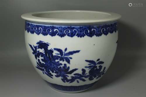 A Chinese Blue and White Porcelain Vat