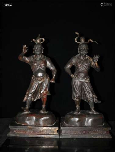 A Pair of Chinese Bronze Figure of Buddha