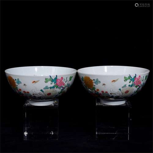 A Pair of Chinese Famille-Rose Porcelain Bowls