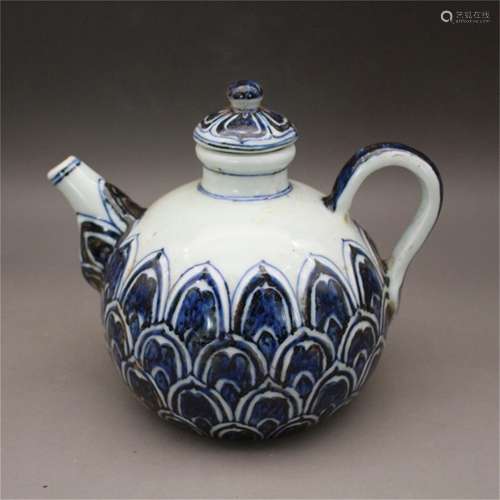 A Chinese Blue and White Porcelain Teapot