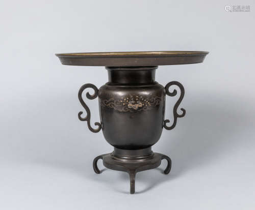 Antique Japanese Bronze Usabata