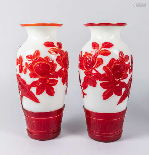 Pairs Tall Chinese Old Carved Overlay Glass Vase