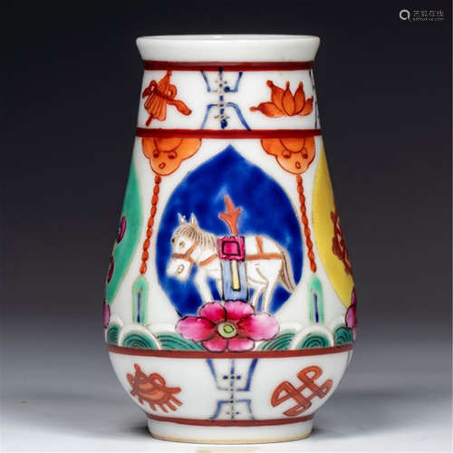 CHINESE PORCELAIN FAMILLE ROSE FLOWER CUP