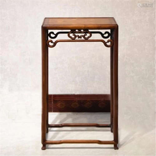 CHINESE CARVED ROSEWOOD TABLEPAIR OF SQUARES TABLE
