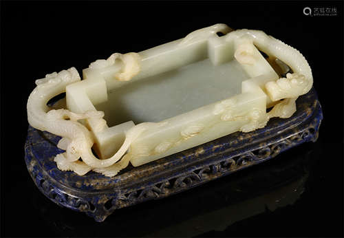 A CHINESE ANCIENT JADE CARVED DRAGON BRUSH WASHER