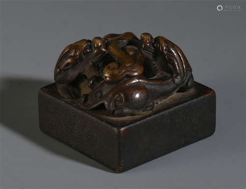 A CHINESE BRONZE CARVED BEAST SQUARE SEAL