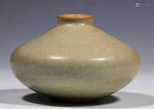 CHINESE ANCIENT PORCELAIN CRACKED GLAZE WATER POT