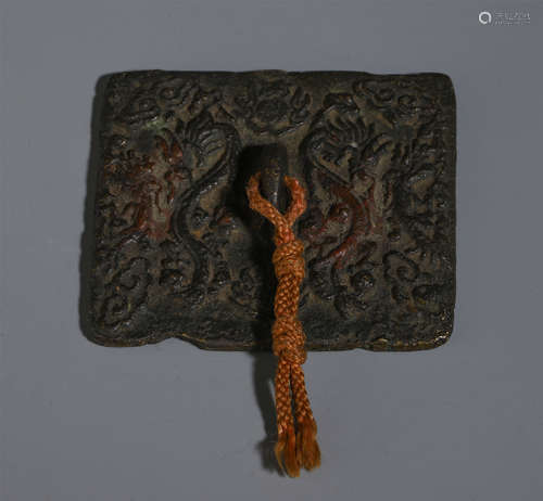 A CHINESE BRONZE CARVED DRAGON PATTERN SEAL