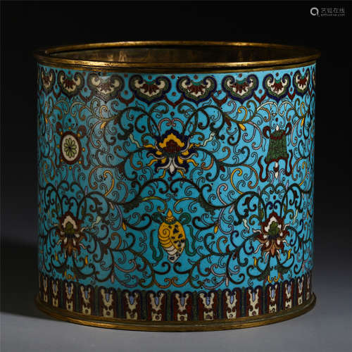 A CHINESE CLOISONNE FLOWER PATTERN BRUSH POT