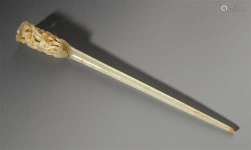 A CHINESE CARVED JADE OPENWORK HAIR PIN