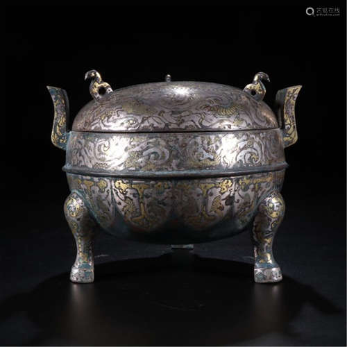 A CHINESE GILT BRONZE TRIPLE FEET LIDDED CENSER