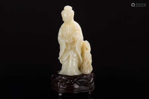 WHITE JADE CARVED RUYI GUANYIN