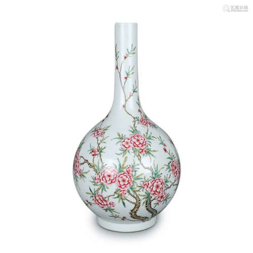 FAMILLE ROSE 'FLOWERS' BOTTLE VASE