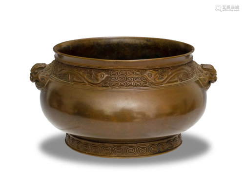 Chinese Bronze Censer, 18-19th Century十八/十九世紀 雙獅耳銅爐