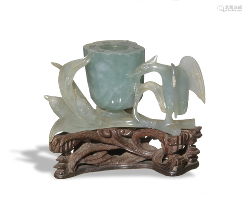 Chinese Carved Jadeite Water Coupe, 19th Century十九世紀 翠雕蓮鷺水盂