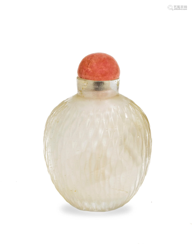 Chinese Carved Rock Crystal Snuff Bottle, 18th Century十八世紀 水晶鼻煙壺