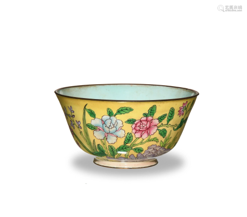 Chinese Enamel Bowl, Late-19th to Early-20th Century十九/二十世紀早 銅胎琺瑯花卉紋碗
