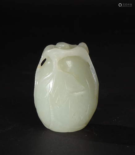 Chinese White Jade Melon, 19th Century十九世紀 玉瓜