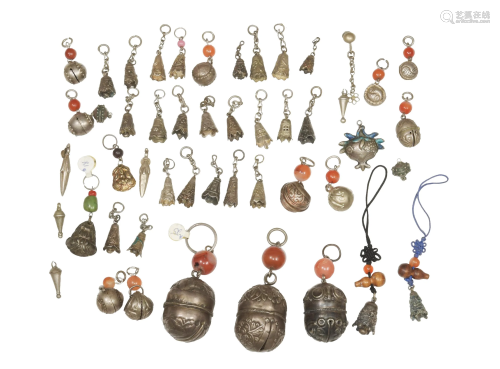 46 Chinese Silver Bells with Stone, 19th Century十九世紀 銀飾件四十六個