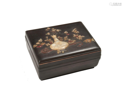 Chinese Hardwood Inlaid Box, 20th Century二十世紀 八寶鑲嵌木盒