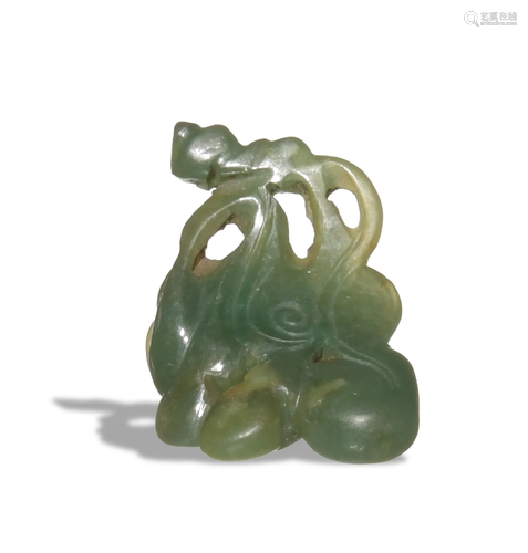 Chinese Jadeite Hulu Carving, 19th Century十九世紀 翡翠瓜果掛件