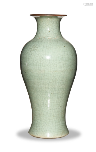 Chinese Ge Glazed Vase, 19th Century十九世紀 哥釉觀音瓶