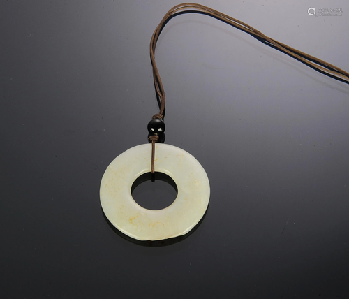 Chinese White Jade Bi Disc Pendant, Ming Dynasty明代 白玉環