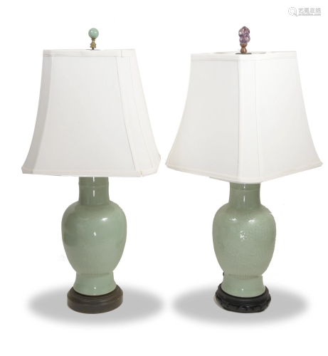 Pair of Celadon Vases Made Into Lamps, 19th Century十九世紀 粉青釉刻花臺燈一對