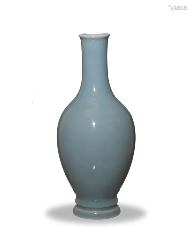 Chinese Clair-de-Lune Vase, 19th Century十九世紀 天青釉瓶