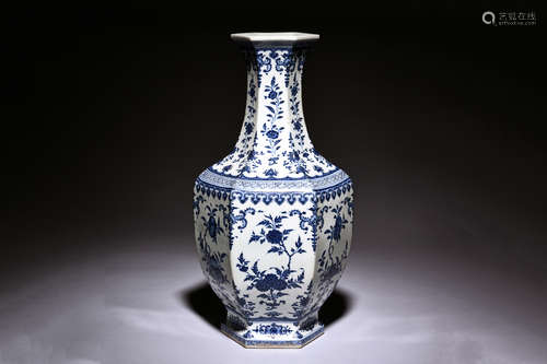 BLUE AND WHITE HEXAGONAL 'FLOWERS' VASE