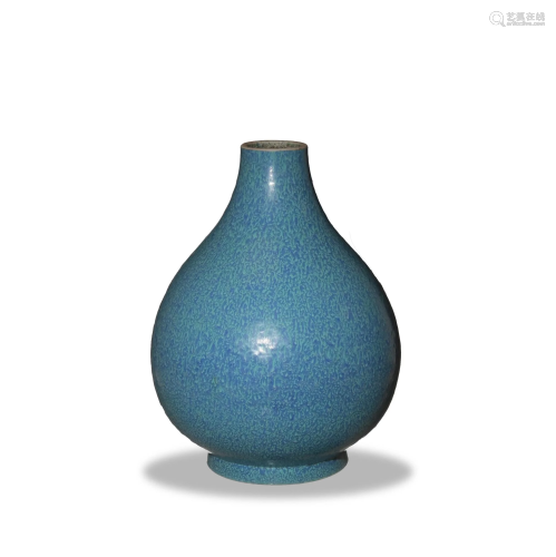 Imperial CHI. Robin Egg Blue Vase, Qianlong清乾隆 爐均釉玉壺春瓶