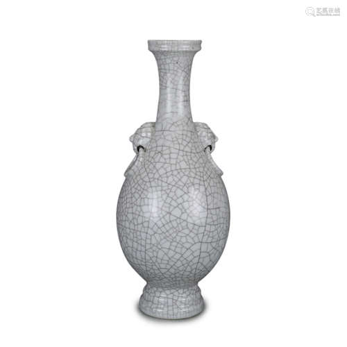 GE WARE CRACKLE PATTERN VASE WITH HANDLES