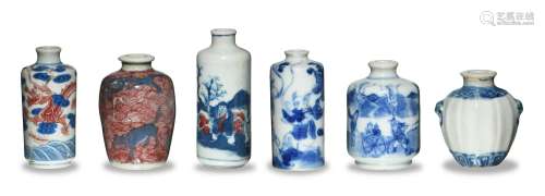 Six Chinese Porcelain Snuff Bottles, 18th-19th Century十八/十九世紀 六只青花及青花釉裏紅鼻煙壺