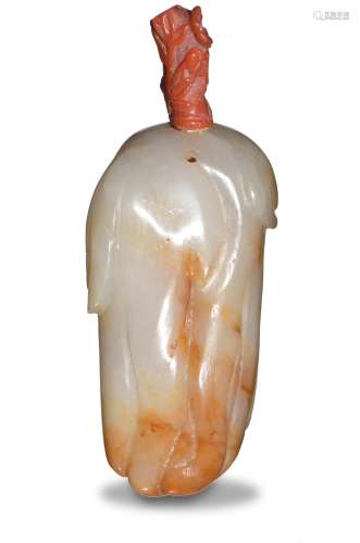 White Jade Buddha's Hand Snuff Bottle, 19th Century十九世紀 白玉佛手鼻煙壺