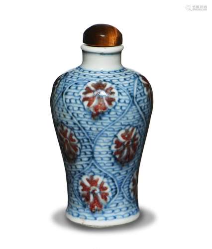 Chi. Blue & Red Underglazed Snuff Bottle, 19th Century十九世紀 青花釉裏紅花卉鼻煙壺