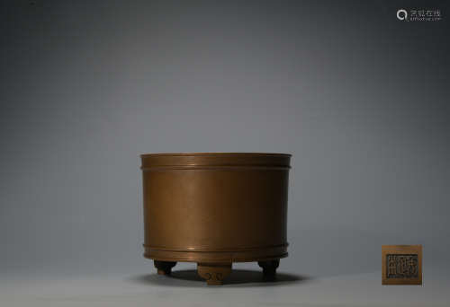 Qing dynasty bronze incense burner with canister pattern