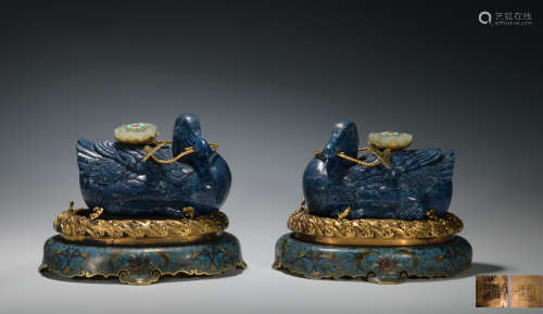 Qing dynasty lazurite Mandarin Duck inlaid with gold 1*pair