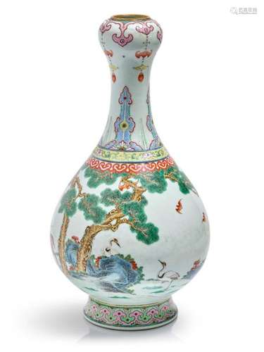 Vase en porcelaine ‘Yangcai’ famille rose, d’époque Yongzheng. Estimation