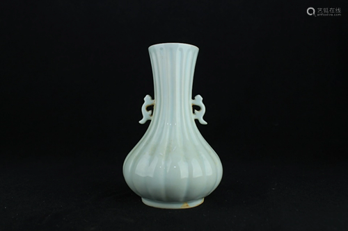 Chinese Song Porcelain Vase