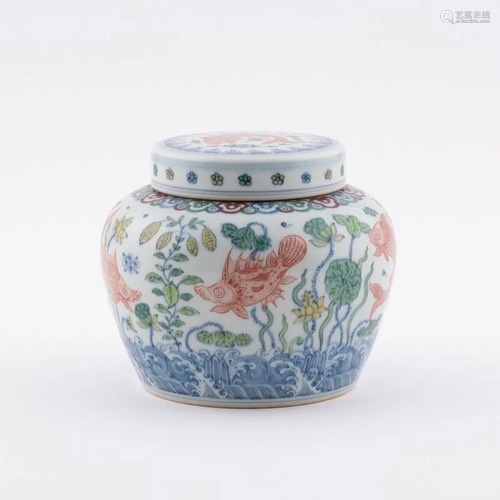 MING CHENGHUA DOUCAI JAR