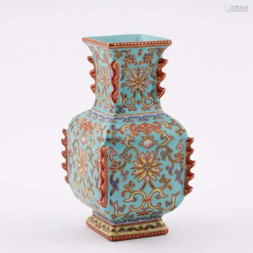 QING JIAQING FAMILLE ROSE AMPHORA …