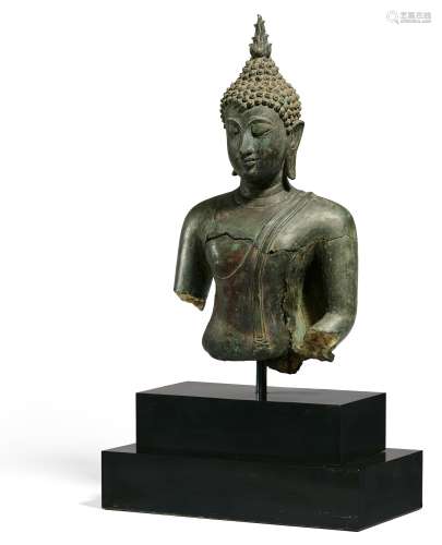 IMPORTANT TORSO OF A BUDDHA. Origin: Thailand. Dynasty: Sukhothai period (1238-1438). Technique: