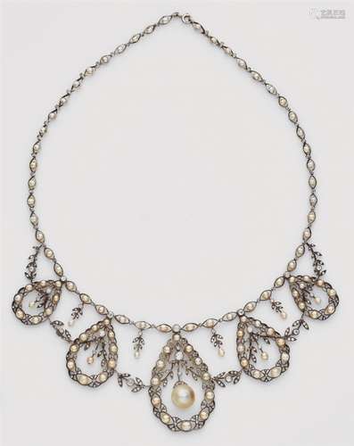 A Belle Epoque diamond and Oriental pearl necklaceSilver necklace designed as a delicate garland