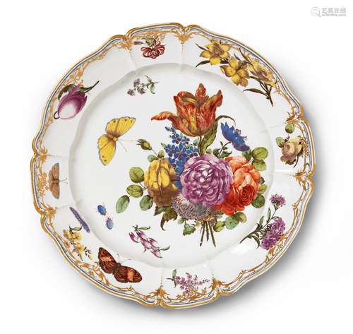 A magnificent Nymphenburg porcelain platter related to the court serviceScalloped platter with a