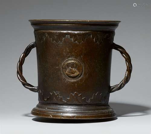 A rare Frankfurt mortar made by Conrad GobelThick cast bronze with high copper content and fine dark