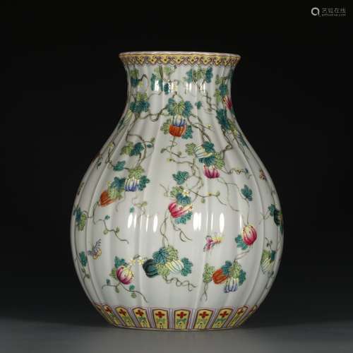 A Chinese Famille Rose Porcelain Vase