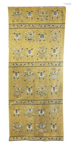 A Chinese embroidered column wrap,