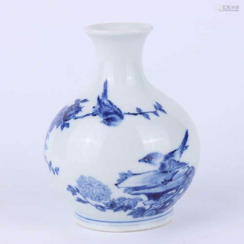 A Chinese blue and white “birds and flowers” porcelain vase